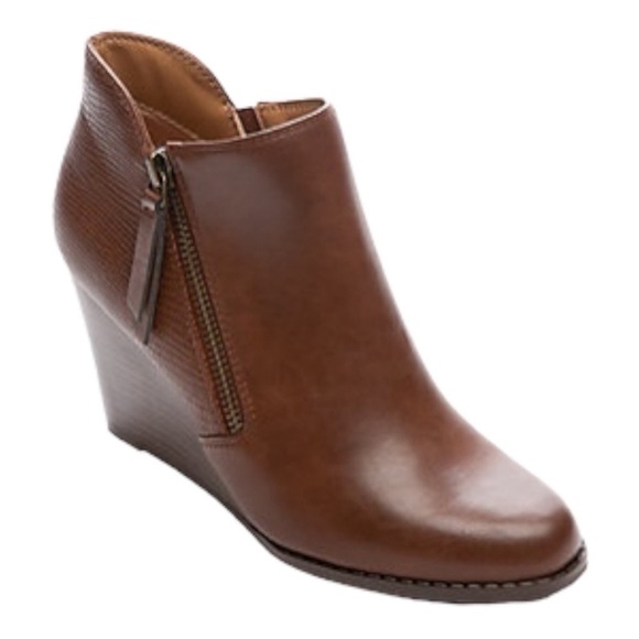 New Directions Brown Sarita Zip-Up Wedge Ankle Boots. Size 7. - Picture 10 of 10